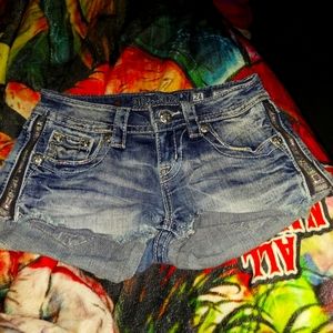 Miss Me blue jean shorts size 24